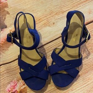 Montego Bay Club wedge heels size 6